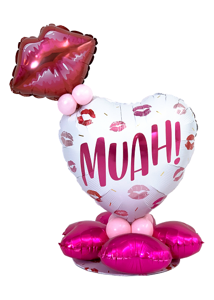 'MUAH' Kisses Centerpiece